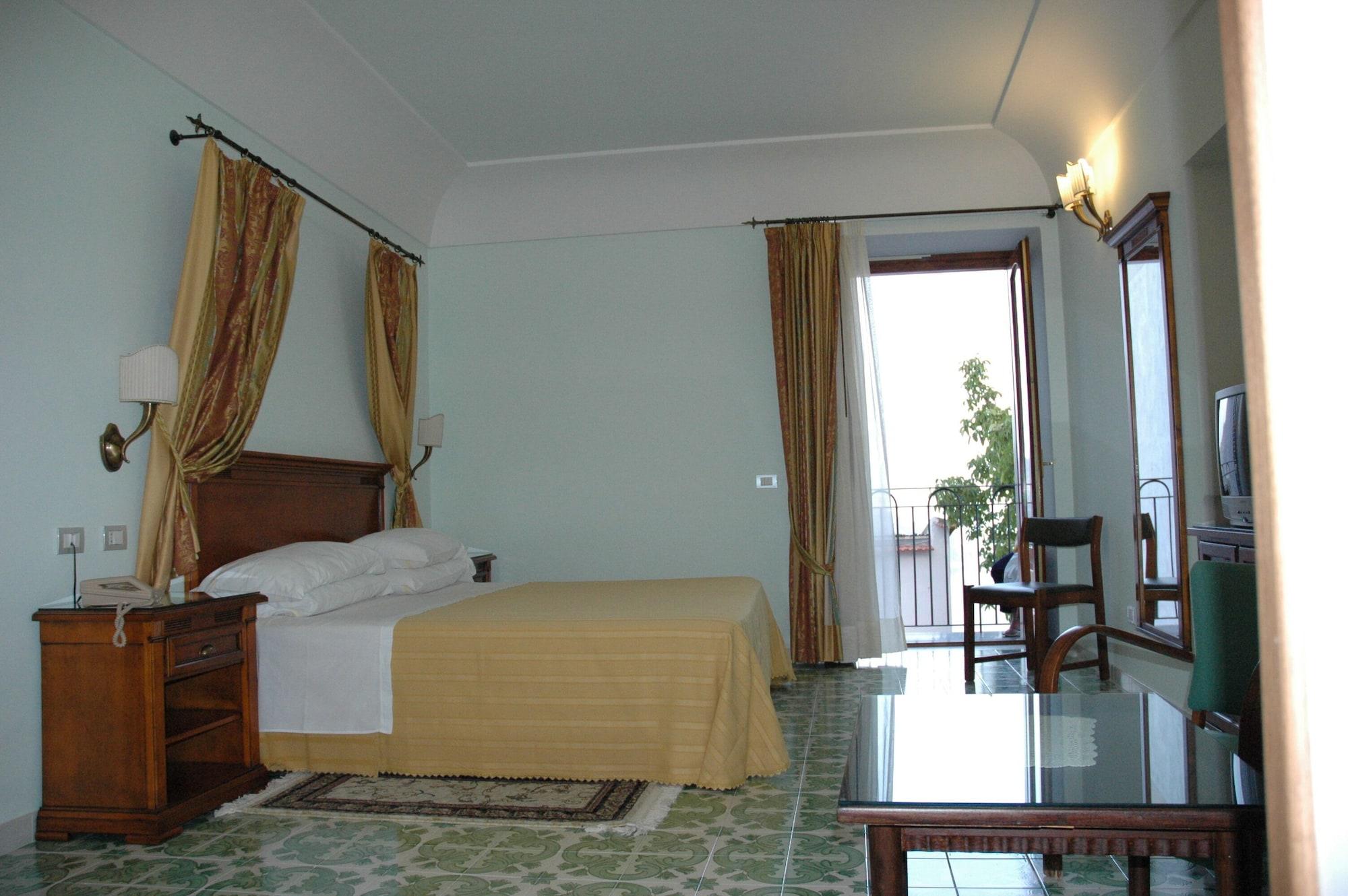 Hotel Rufolo Ravello Esterno foto