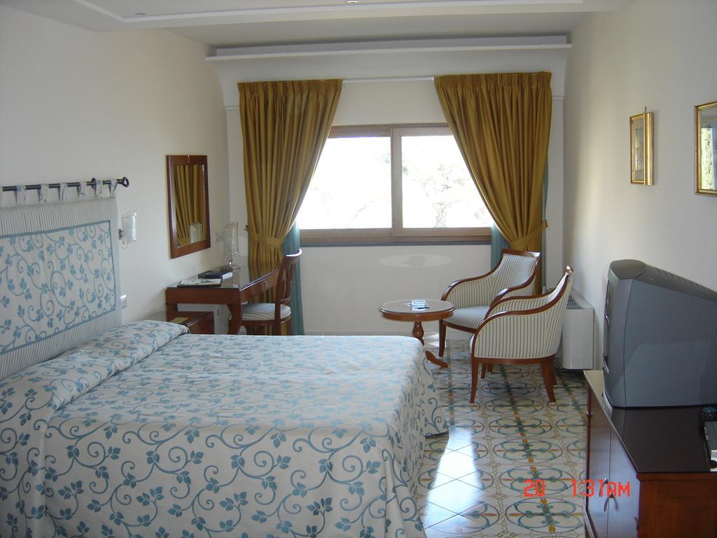 Hotel Rufolo Ravello Esterno foto